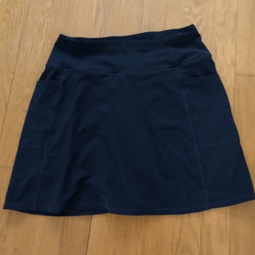Skecher Women's Stretch Skort Size S - Picture 2 of 10